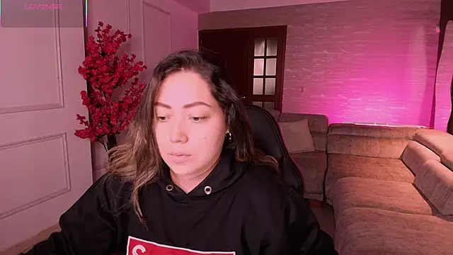 heidy johns online show from 04-07-26, 03:41