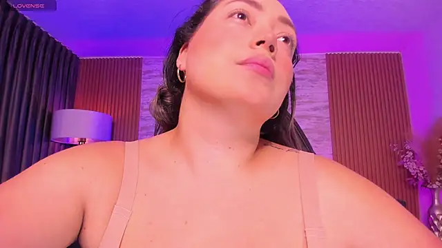 heidy johns online show from 11-21-25, 03:27