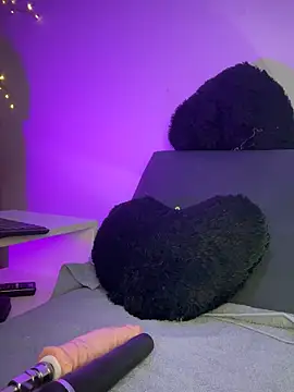 monse cat online show from 03-28-26, 05:30