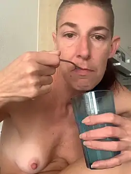 HerrundFrau-M online show from 03-21-25, 08:17