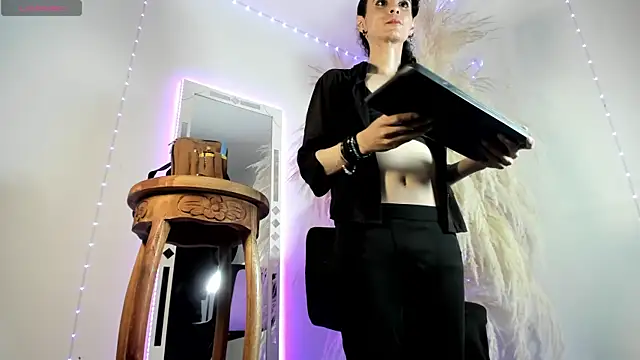 Snapshot of arthemisa_hot chatting on 03-19-25, 09:48 arthemisa hot online show from 03-19-25, 09:48