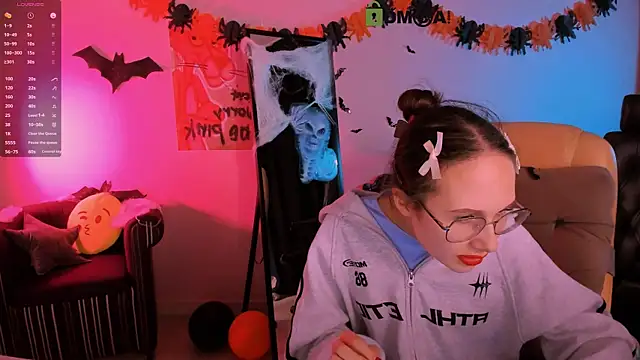 mona cloud online show from 11-03-25, 01:55