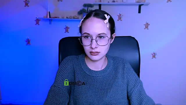 mona cloud online show from 01-13-26, 08:24