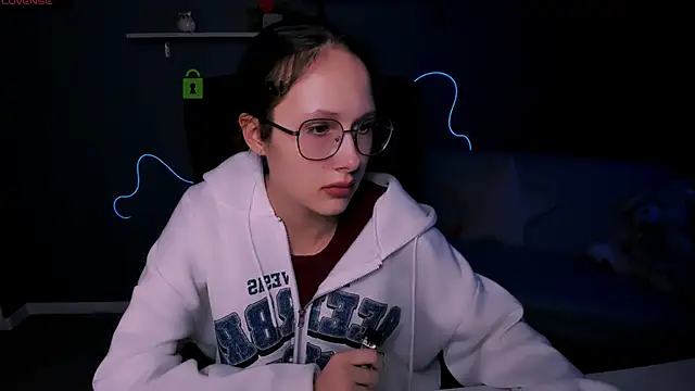 Snapshot of mona_cloud chatting on 03-07-25, 03:39 mona cloud online show from 03-07-25, 03:39