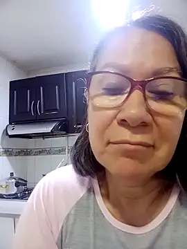 victoria wayne online show from 04-15-26, 09:15