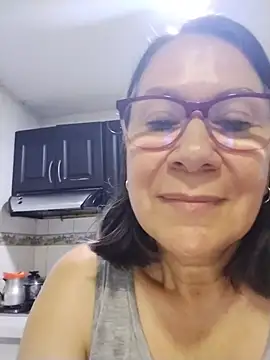 Snapshot of victoria_wayne chatting on 05-27-26, 10:22 victoria wayne online show from 05-27-26, 10:22