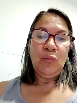 victoria wayne online show from 11-28-25, 09:09