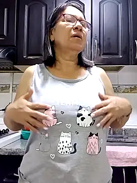 victoria wayne online show from 10-18-25, 10:17