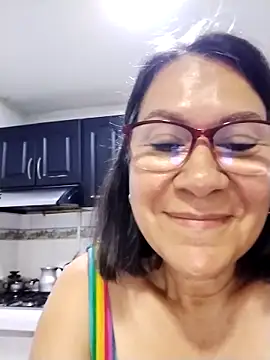 Snapshot of victoria_wayne chatting on 05-11-26, 10:38 victoria wayne online show from 05-11-26, 10:38
