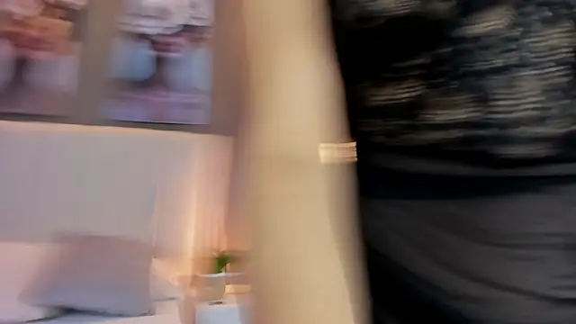 GiannaColling1 online show from 11-07-25, 07:18