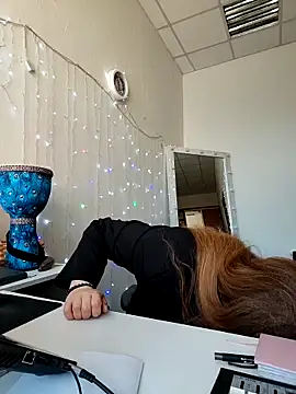 Juicy PeachLux online show from 03-18-26, 07:00