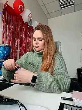 Juicy PeachLux online show from 03-11-26, 05:45