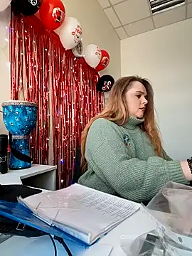 Juicy PeachLux online show from 02-27-26, 07:52