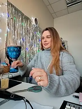 Juicy PeachLux online show from 01-15-26, 07:34