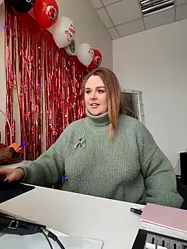 Juicy PeachLux online show from 02-25-26, 05:51