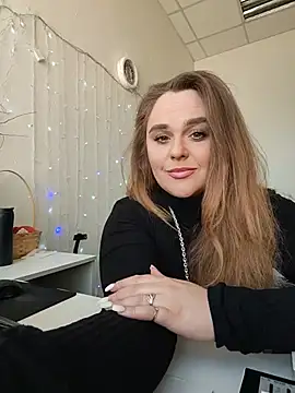 Juicy PeachLux online show from 05-22-26, 07:50
