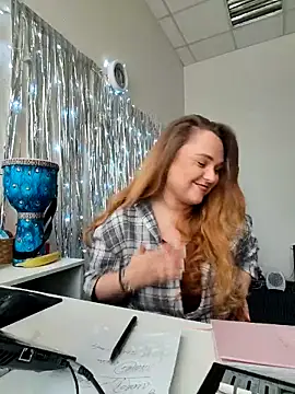 Juicy PeachLux online show from 01-18-26, 07:34