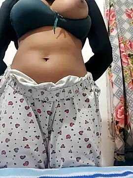 Janhvi 0535 online show from 03-04-25, 08:49