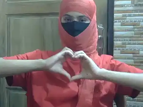 OliviaIslamm online show from 03-06-25, 04:07