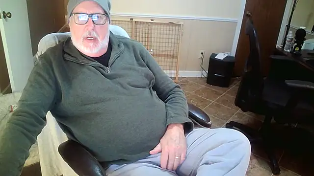 superbearboss online show from 12-04-25, 10:31