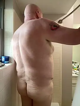 superbearboss online show from 02-10-26, 02:27