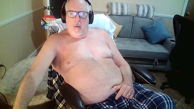 superbearboss online show from 04-26-26, 02:36