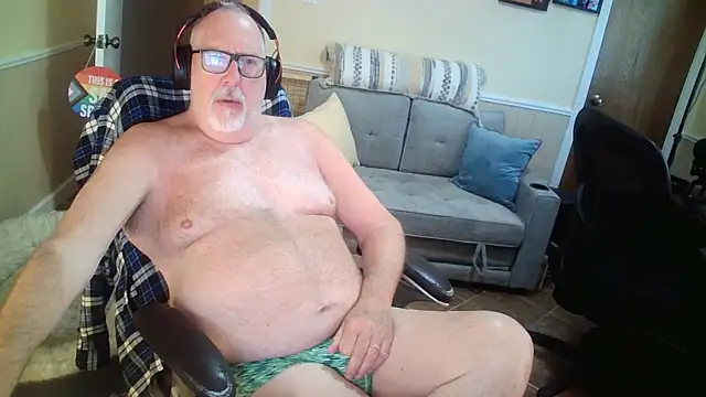superbearboss online show from 05-16-26, 04:50