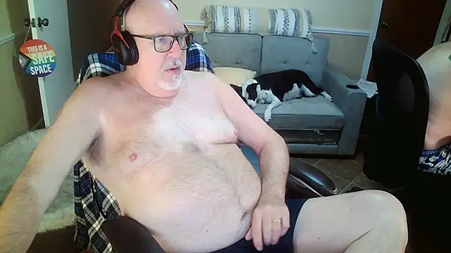 superbearboss online show from 02-09-26, 04:21