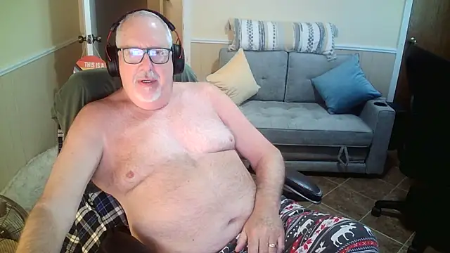 superbearboss online show from 04-02-26, 03:41