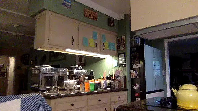 superbearboss online show from 12-05-25, 02:37