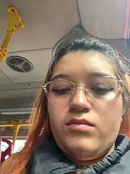 Karina Leon online show from 04-29-26, 07:31