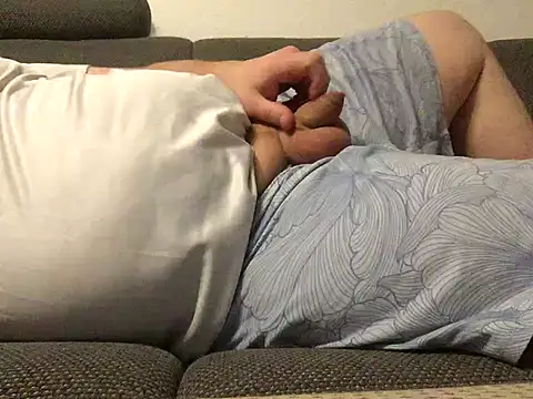 Derbaer1990 online show from 12-22-25, 10:10