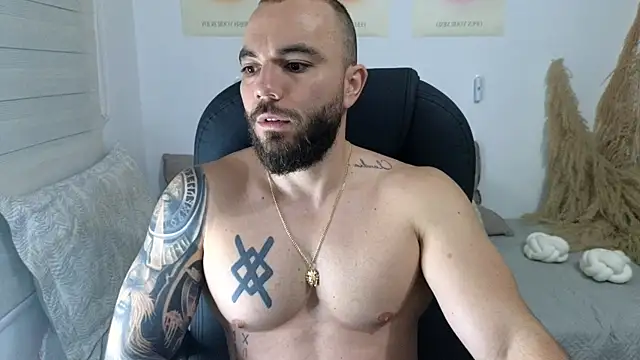 Isaac Carter online show from 11-19-25, 10:59