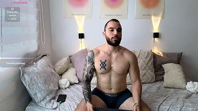 Isaac Carter online show from 03-20-25, 01:15