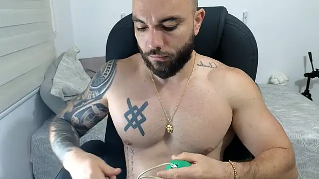 Isaac Carter online show from 04-15-26, 11:05