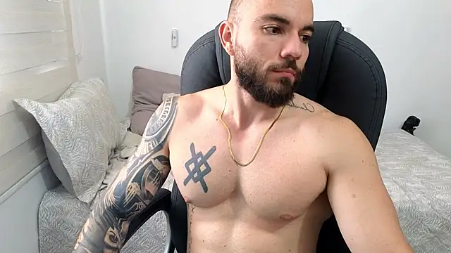 Isaac Carter online show from 04-18-26, 01:02