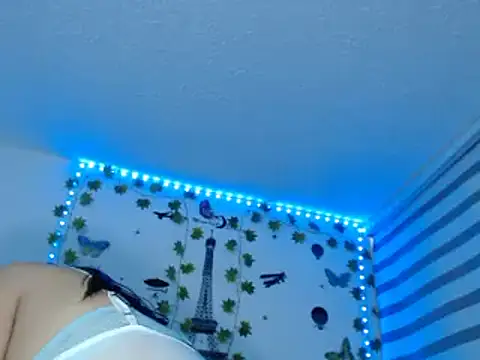 AlessiaFischer17 online show from 03-13-25, 08:11