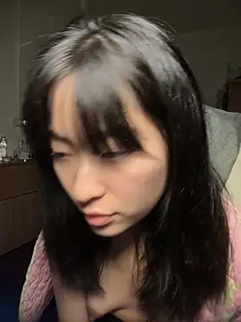 Snapshot of 214Jun chatting on 11-19-25, 03:45 214Jun online show from 11-19-25, 03:45