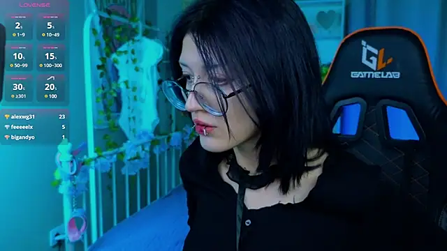 Setsunai  online show from 03-10-25, 04:49