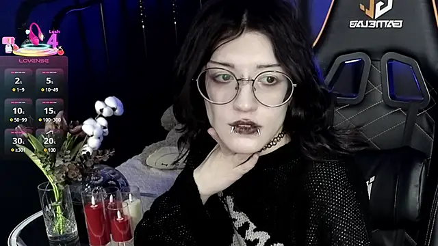 Setsunai  online show from 03-19-25, 12:04