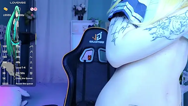 Setsunai  online show from 11-18-25, 09:51