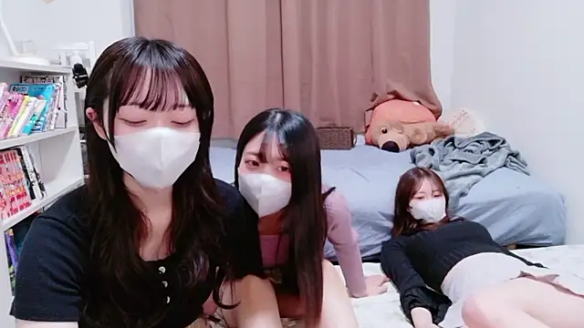 Rodrigues Lucas online show from 11-26-25, 04:07