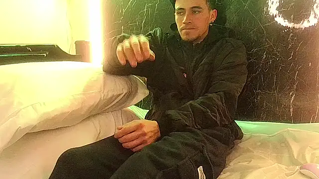 jacob smith10 online show from 03-19-25, 01:21