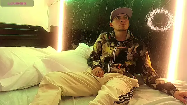 jacob smith10 online show from 03-18-25, 12:40