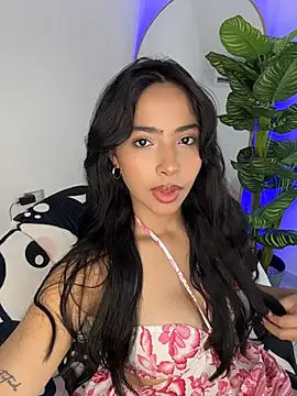 Snapshot of _Emily_Thompson_ chatting on 07-22-26, 03:41 Emily Thompson online show from 07-22-26, 03:41
