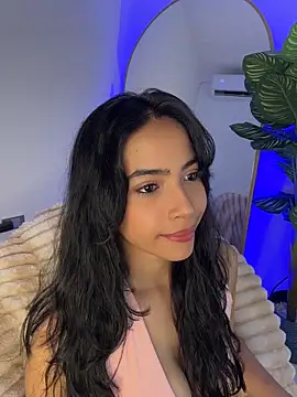  Emily Thompson  online show from 03-29-26, 04:47