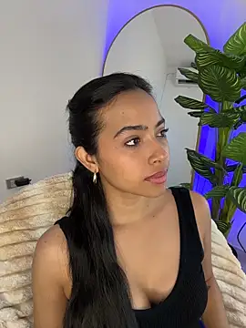 Snapshot of _Emily_Thompson_ chatting on 06-19-26, 02:06 Emily Thompson online show from 06-19-26, 02:06