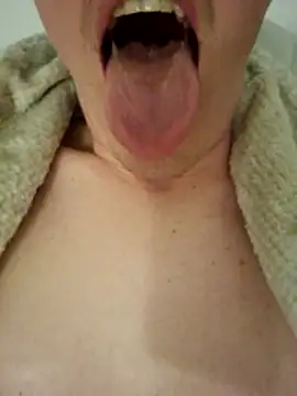 Snapshot of Jordan24Skinny chatting on 04-15-26, 12:49 Jordan24Skinny online show from 04-15-26, 12:49