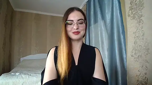 Leila Kissyu online show from 11-23-25, 10:36