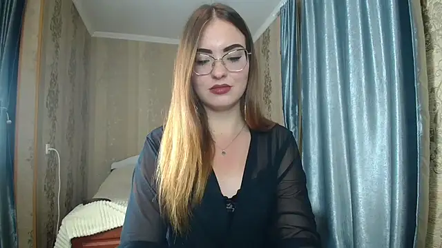 Leila Kissyu online show from 09-27-25, 06:03
